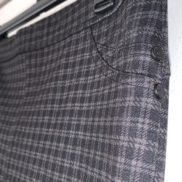 Sanctuary Owen plaid Ponte straight legging - Picture 8 of 15